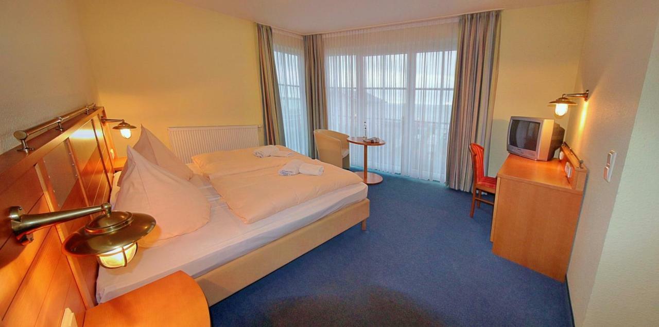 Haus Weida Hotel Breege Eksteriør billede